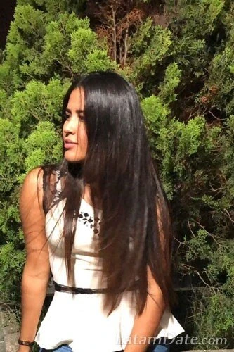 Liliana Profile image 1